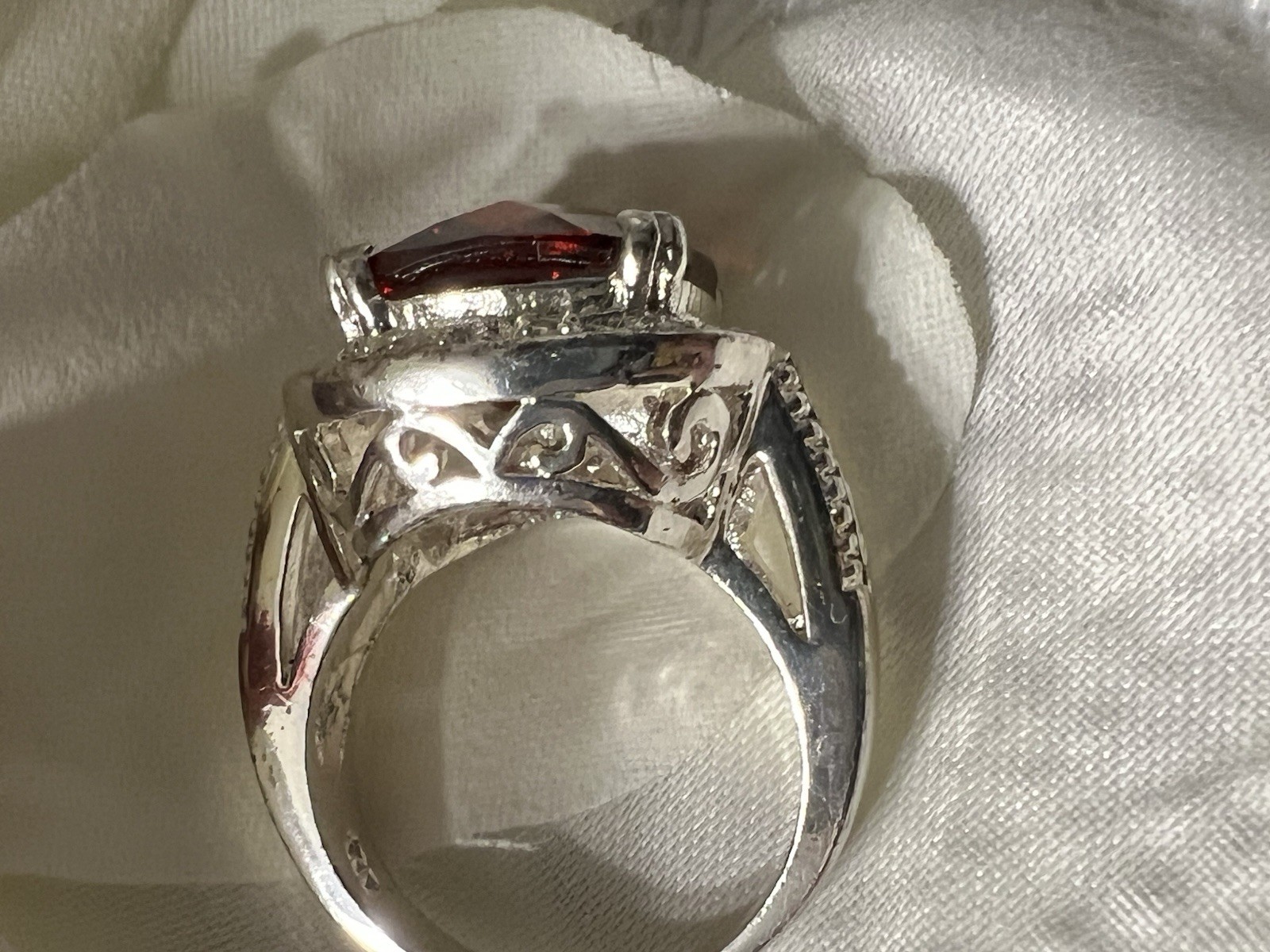 925 Sterling Silver Cocktail Ring Cushion-Cut Red Stone Prong Set Size 8.5