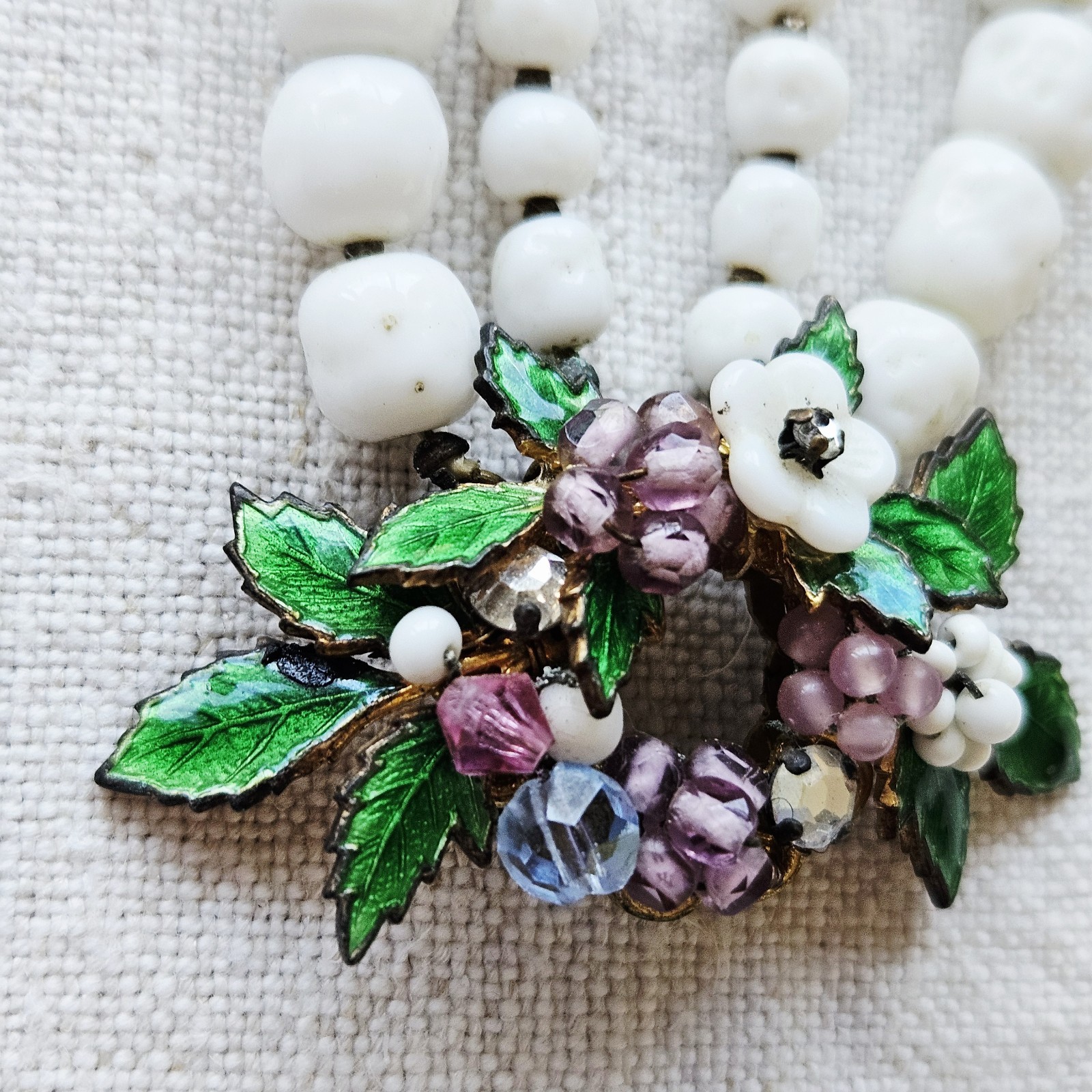 Unsigned Miriam Haskell Floral Pendant Double Strand Milk Glass Beaded Necklace