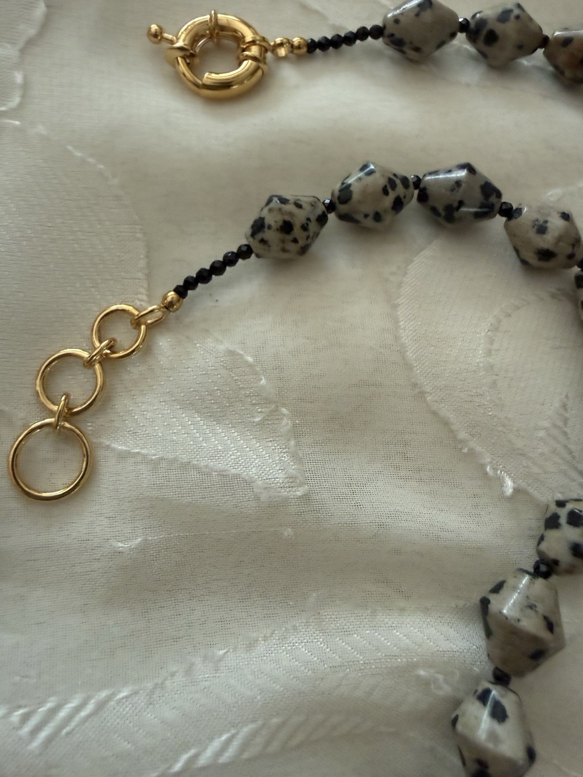 Necklace 18 Inches Dalmatian Jasper And Black Thai Spinel