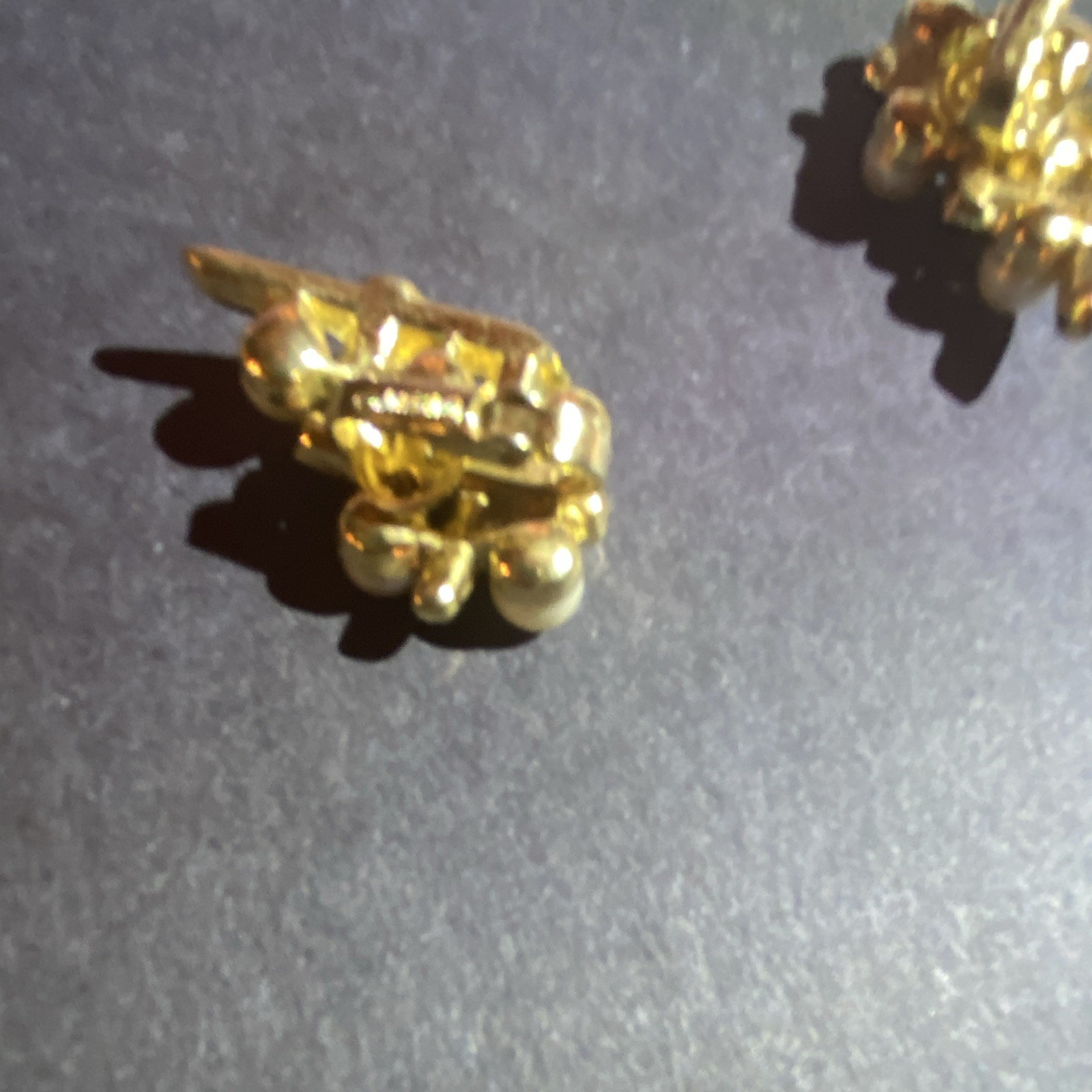 Vintage Trifari clip on earrings, pearl and gold tone