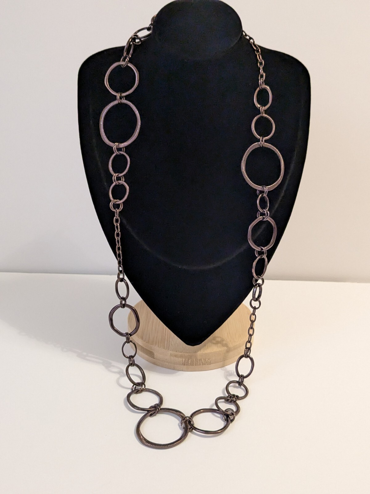 Lia Sophia Bronze Tone Textured Various Size Round Links Necklace. 30″. BOHO.
