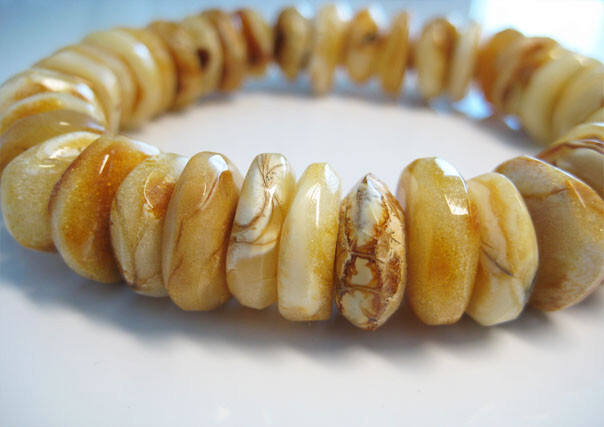 Genuine Massive Yellow Amber Baltic Amber Bracelet 26 grams !!!