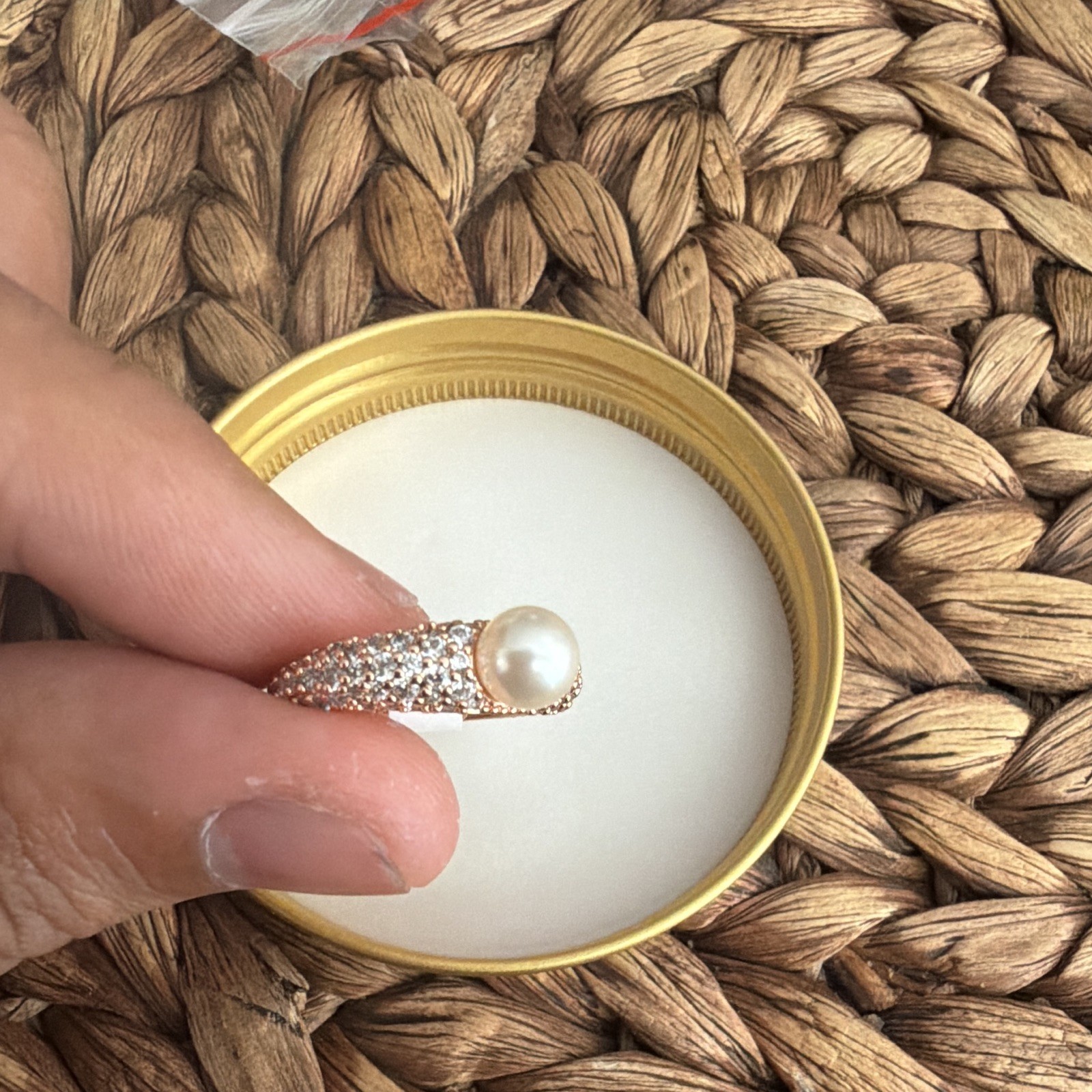 Bomb Party Forever Yours Rose Gold Plated Pearl Band Ring Size 8 RG22586