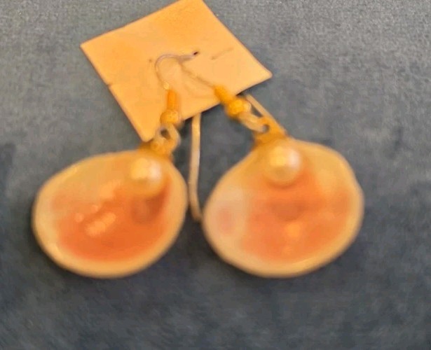 Vintage Natural Sea Shell Earrings Lot 2 Pairs Boho Coastal Dangle Stud Pearl