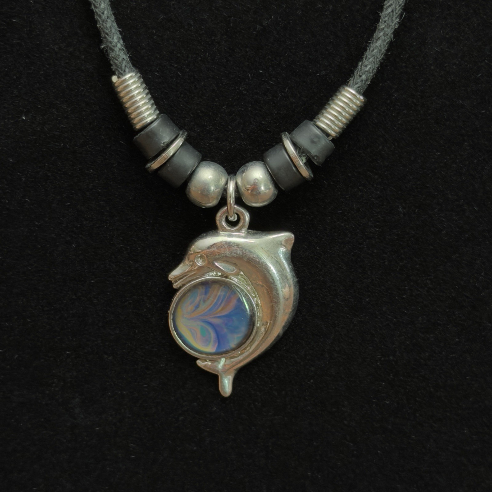 Vintage Y2K Mood Dolphin Necklace Color Change Pendant Black Cord Beach Boho