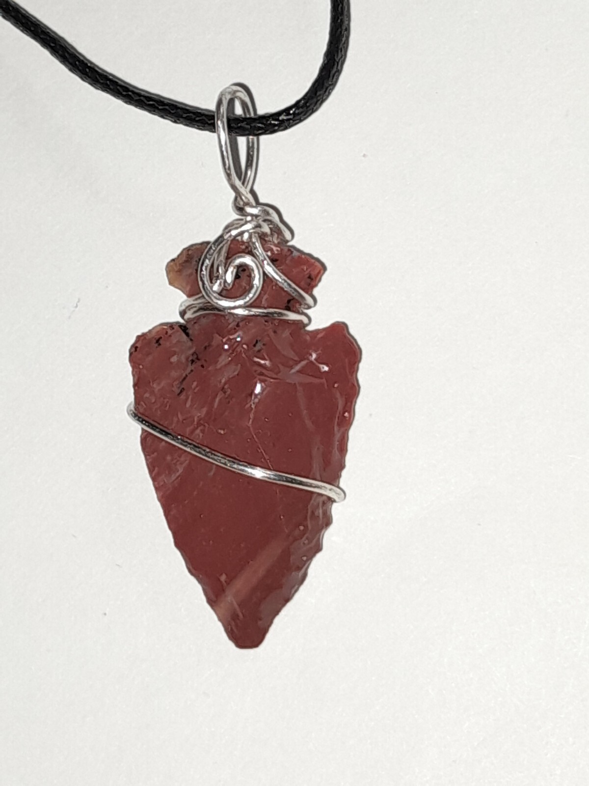 Natural jasper Arrowheads necklaces male female red pendants jewelry Gift unisex