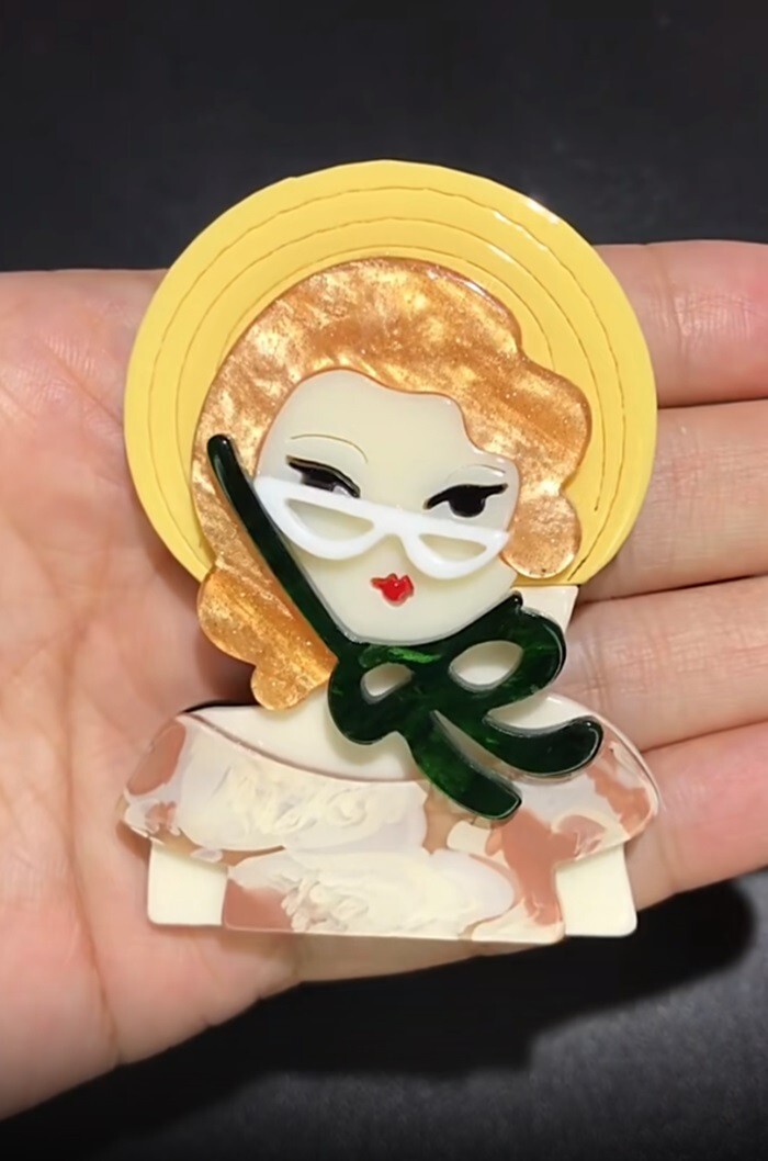 Acrylic Wear Hat Lady Girl Brooches Fashion Party Pins Unisex Women Jewelry Gift