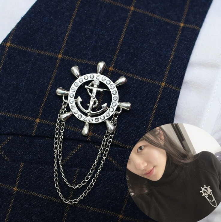 Unisex Vessel Anchor Wheel Chain Tassel Suit Brooch Lapel Pin Collar Badge BP