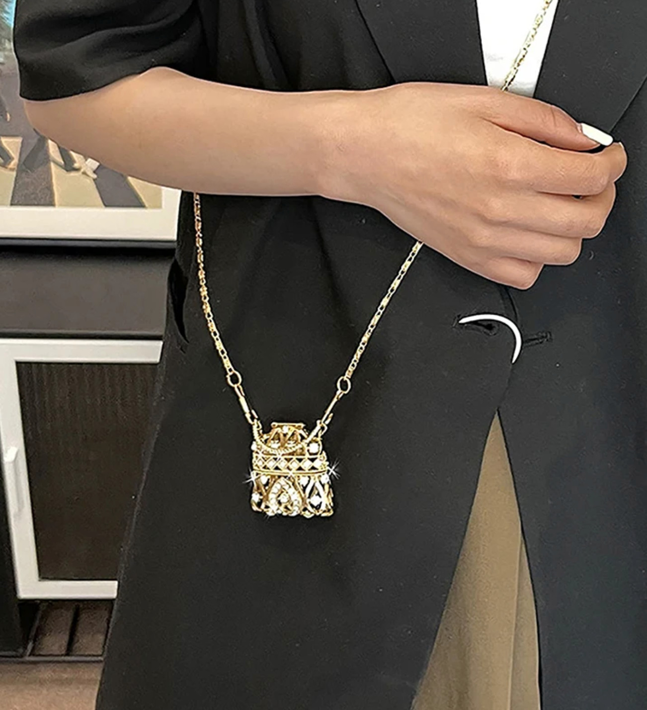 Mini Crystal Purse Pendant Necklace Gold Tone Long Chain Crossbody Handbag Charm
