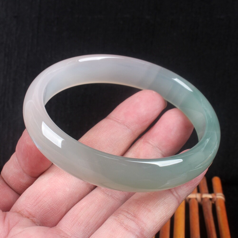 54-64MM Certified Natural Agate Chalcedony ice Green Jade Bracelet Bangle AAA