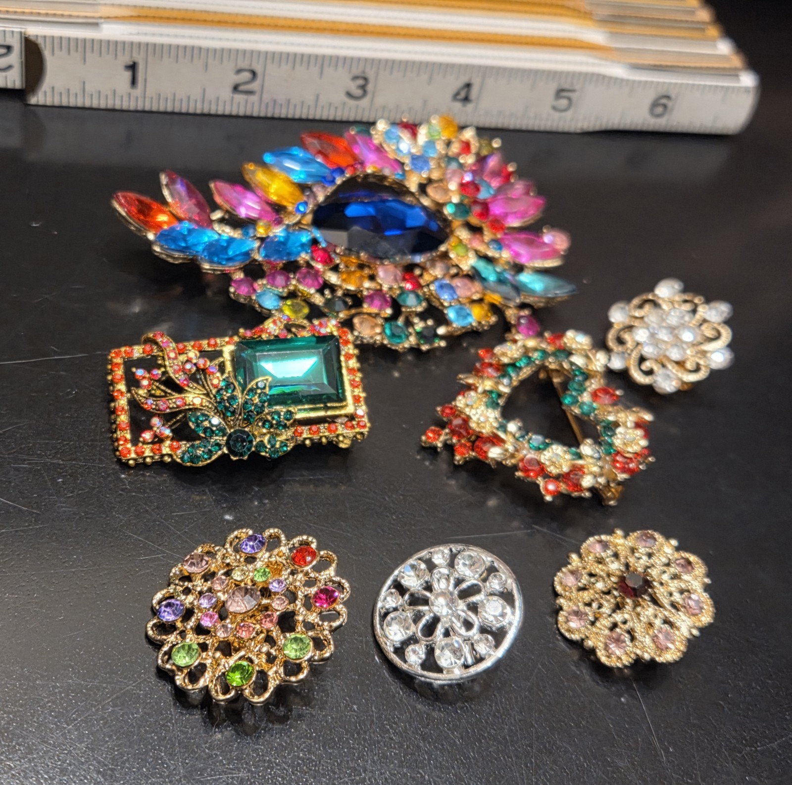 Beautiful Multicolor Rhinestone Flower Floral Bouquet Brooch Pin Lot CA 293-103