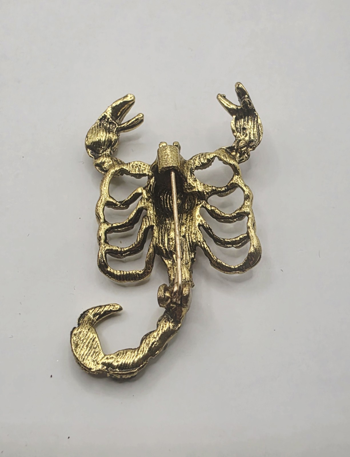 Women Men Unisex Scorpion Lover Brooch Fashion Animal Pin Jewelry, Gold Color