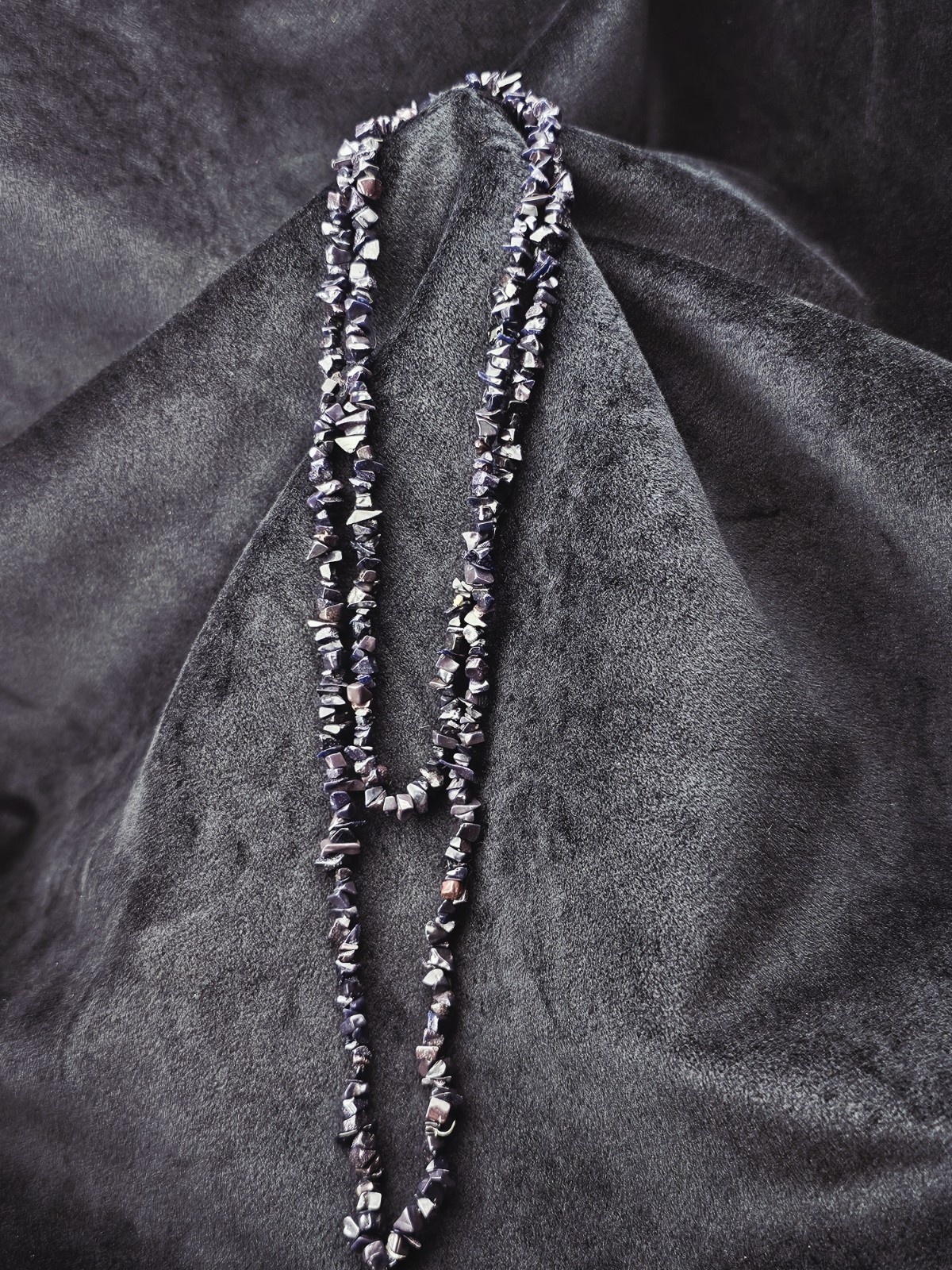 Vintage Blue Goldstone Chip Necklace 34″ Sparkling Midnight Strand 30g
