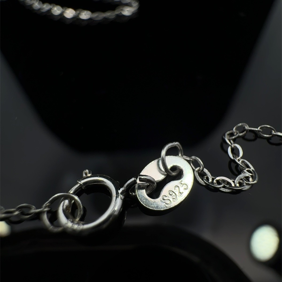 18″ 925 Sterling Silver Chain W/13.1 TX State Running Pendant (WCP031629)