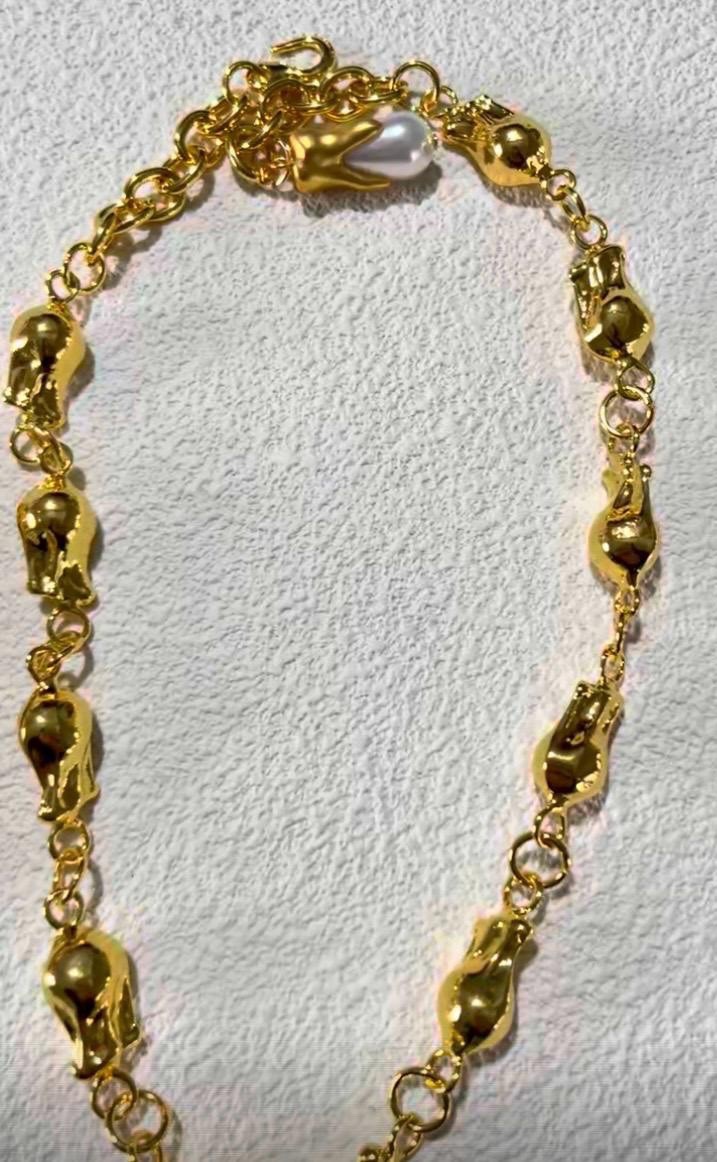 Gold Plated Pea Pod Pendant Necklace Chunky Vintage Style Statement Jewelry