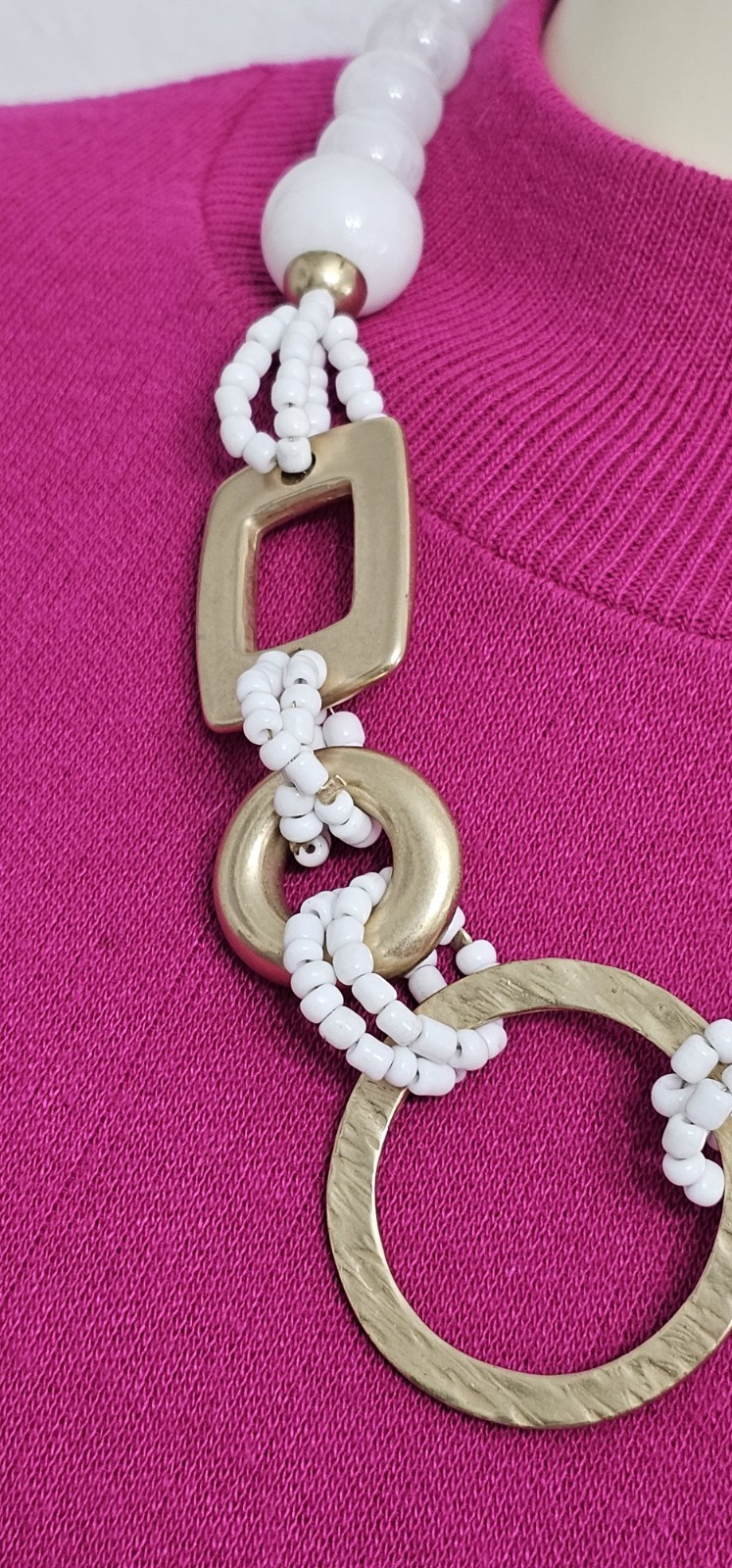 CHICOS women choker necklace gold tone metal white glass beads 10 to 12”