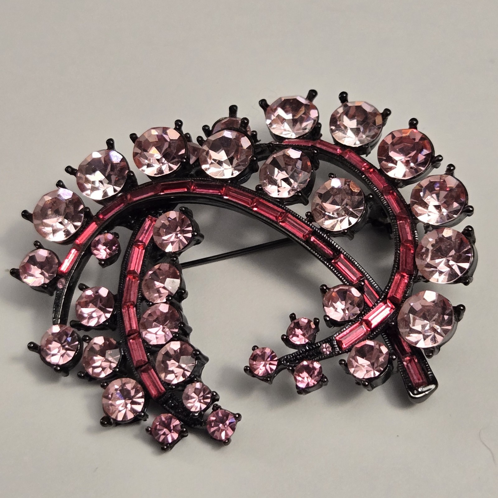Pink Rhinestone Fancy Swirl Large Brooch Pin, Black Setting, Vintage Express