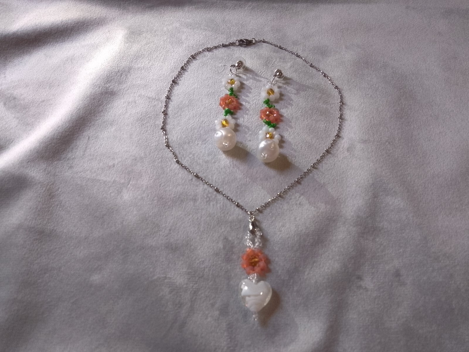 Crystal Heart Daisy Pendant Necklace Set Long Earrings With Pearl