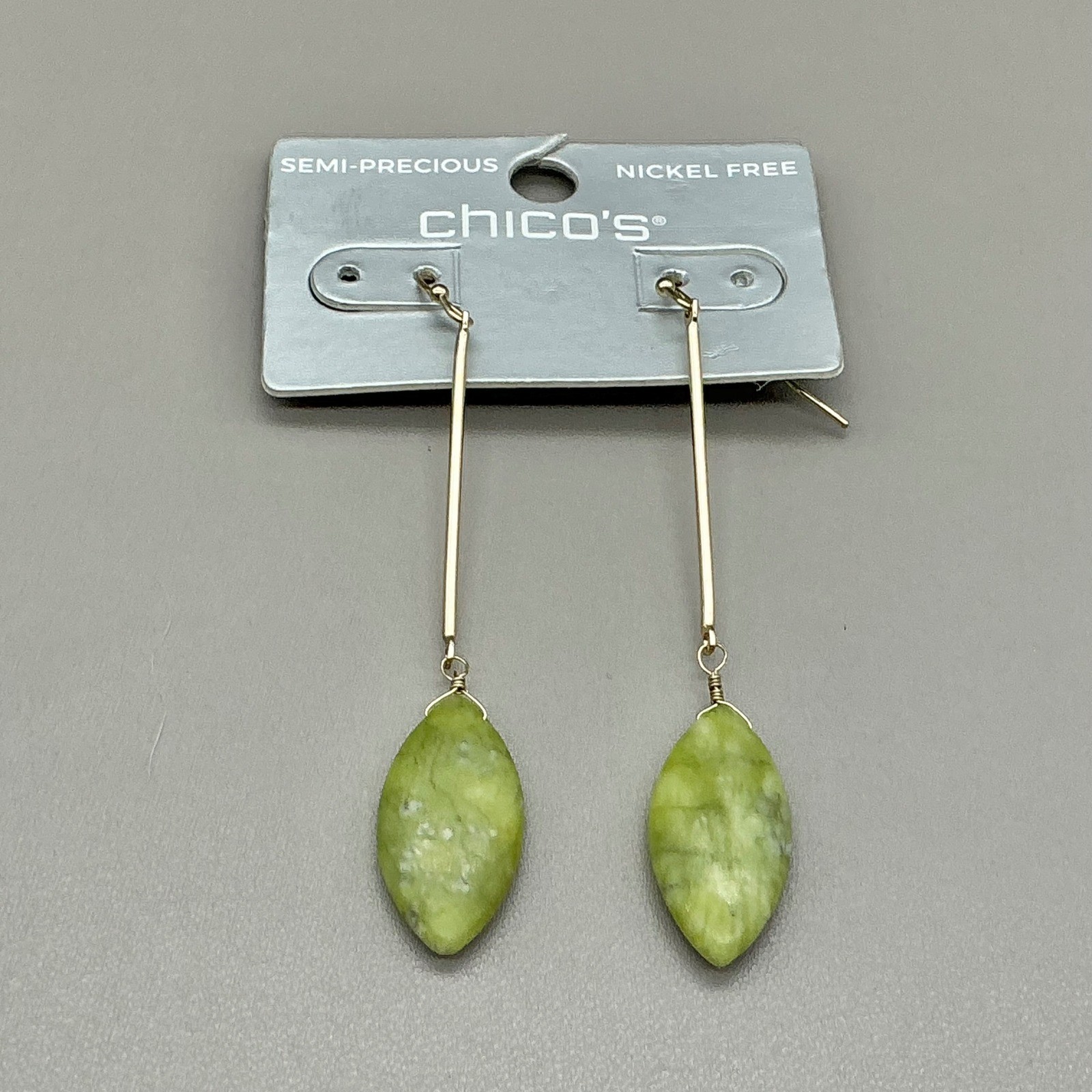 Chico’s Earrings Women Gold Tone Green Semi Precious Stone Dangle 2.75 Inch