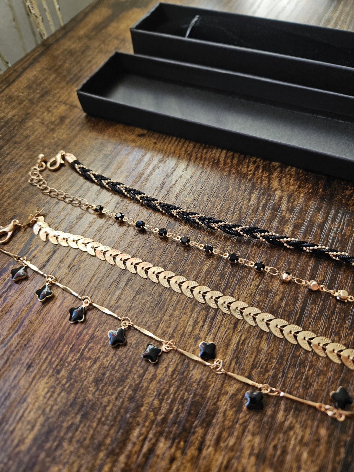 4-Piece Gold & Black Bracelet Set In Gift Box – Perfect for Any Occasion!