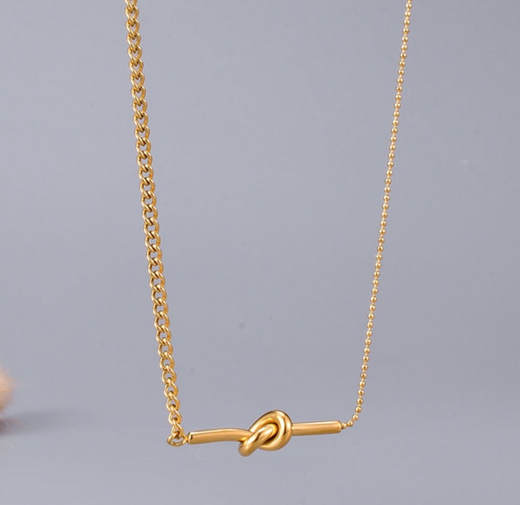 Women Gold Plated Titanium Stainless Steel Gold Knot Heart Bar Necklace 16-18″