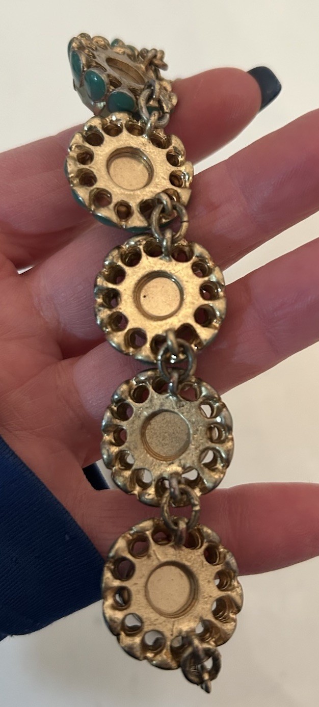 J Crew Scalloped Cupcake Necklace Green Stones & Enamel Gold Toned Metal