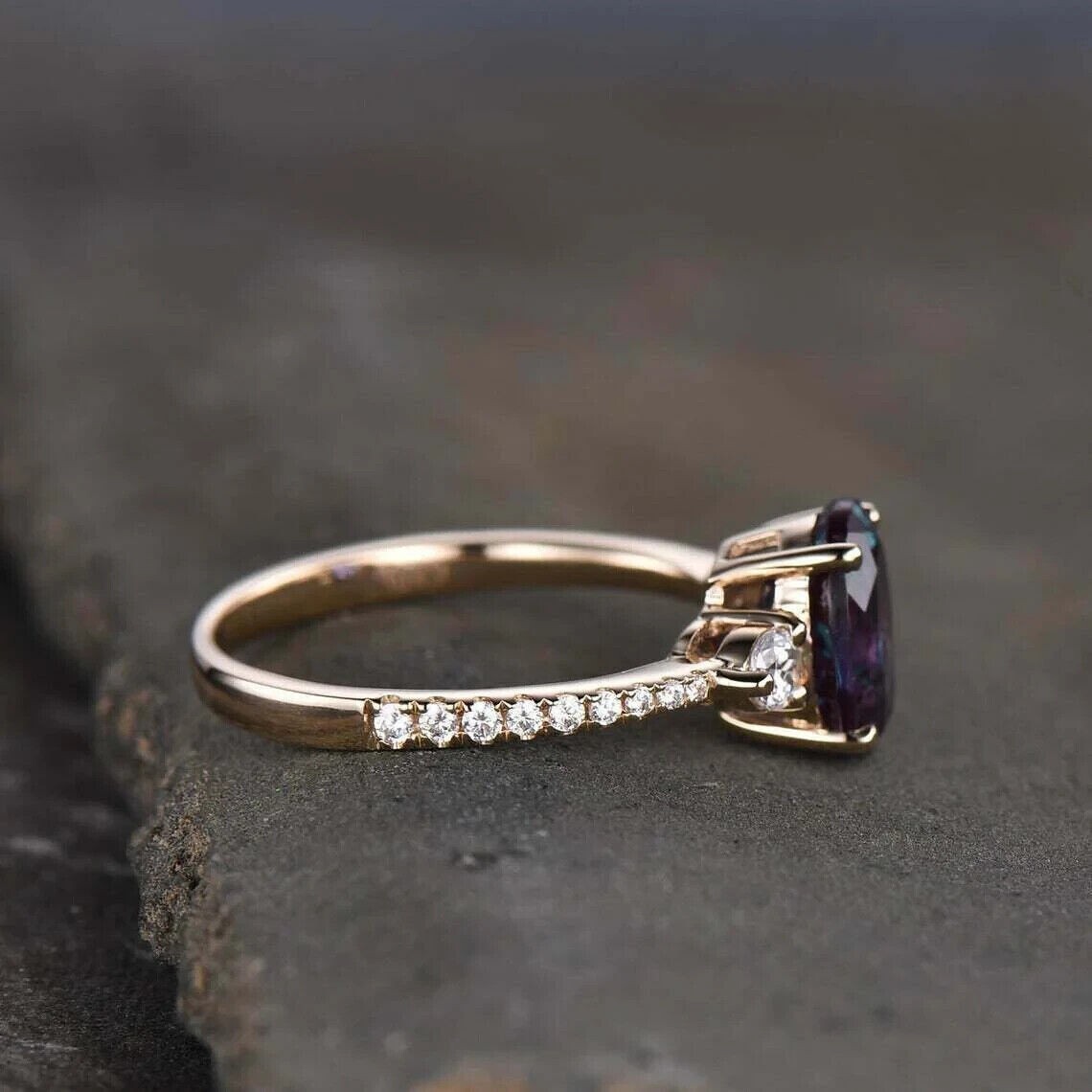 3.25 ct Lab-Created Alexandrite Ring HANDMADE GEMSTONE CHRYSOBERYL RING