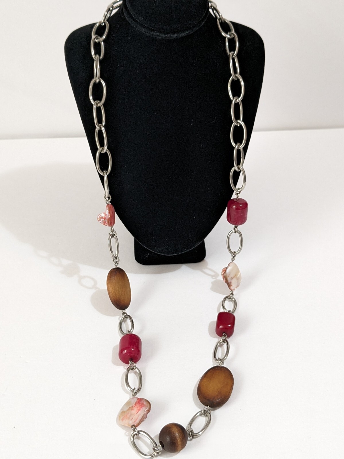 Multicolor Agate, Shell And Wood Beads Silver Tone BOHO Necklace. Unique. 28″.