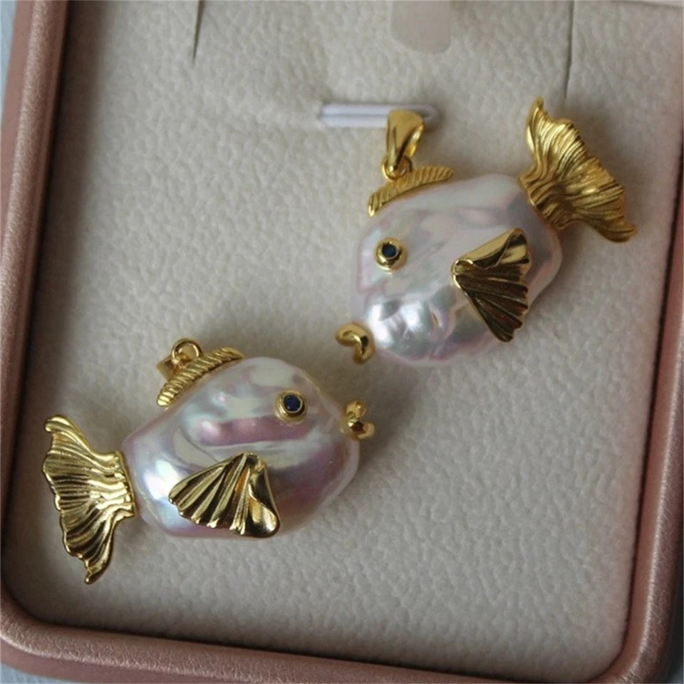 Clownfish Pendant Necklace Pearl Fish Shape O Chain Marine Theme Jewelry