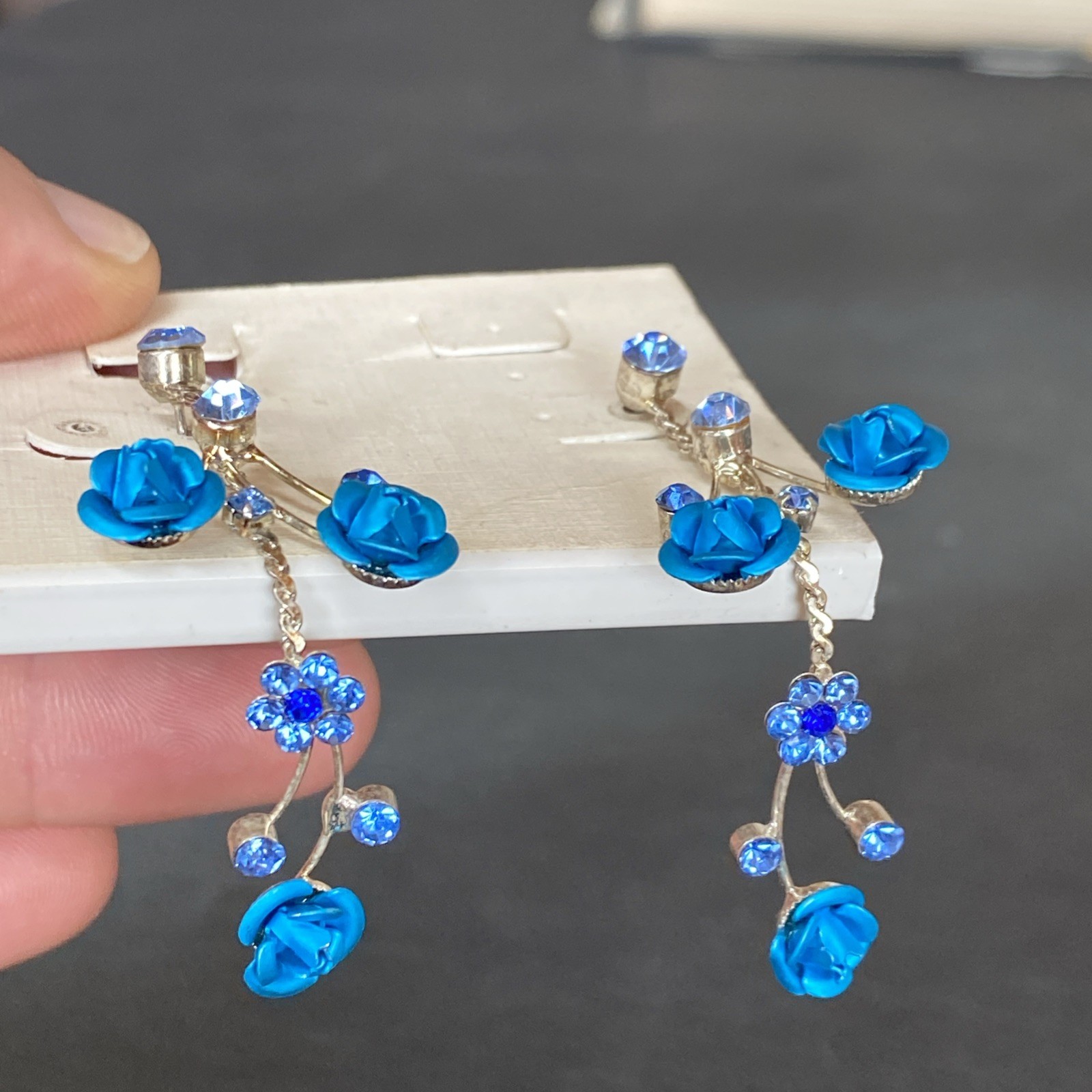 Faceted Blue Rhinestone Retro Aluminum Rose Dangle Silvertone Flower Earrings