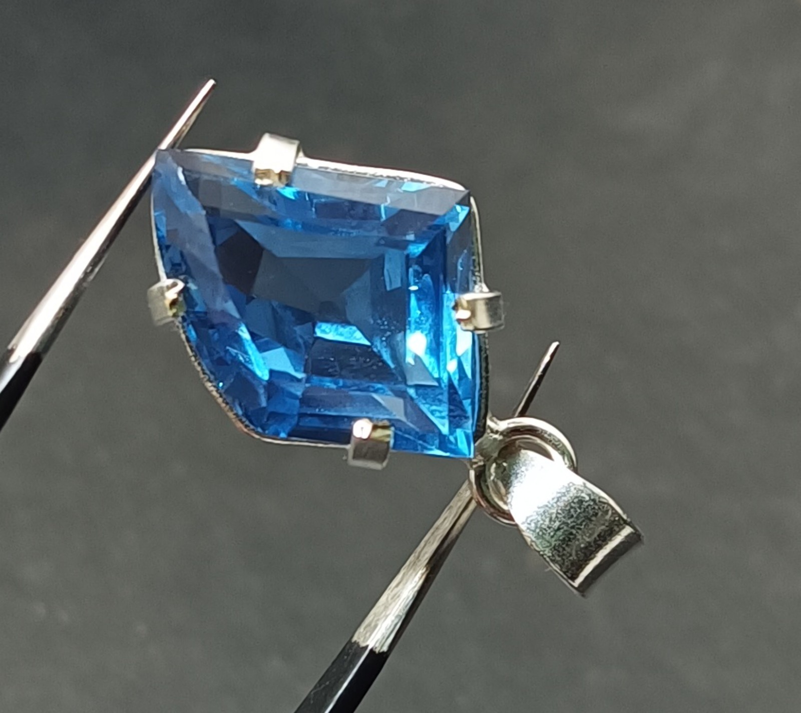 Natural Certified 31.60 ct Santa Maria Blue Aquamarine Pendant -925 Solid Silver