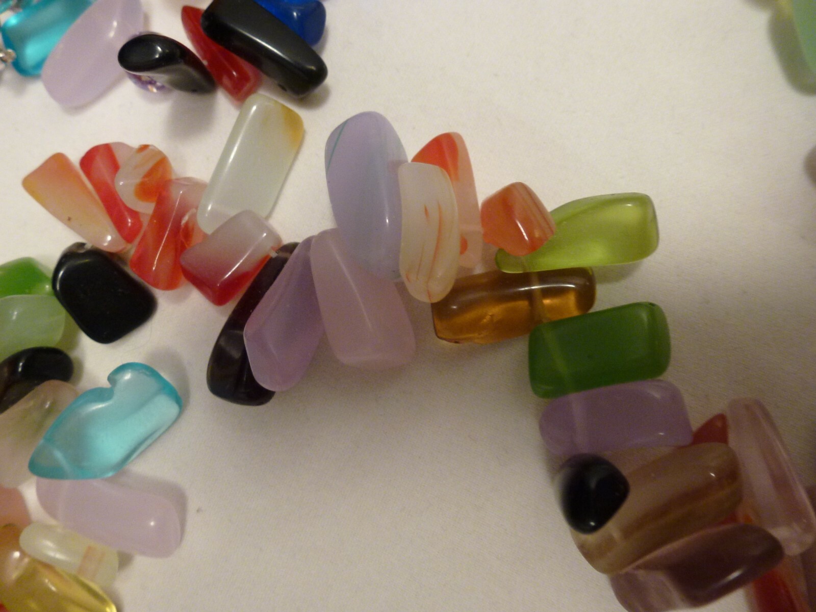 AUTHENTIC Rainbow Party Mixed Stone Necklace Festive Casual Multi color 38″
