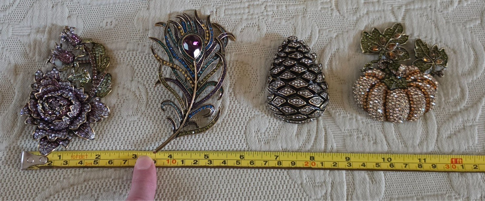 Lot 4 Heidi Daus brooch pin Flower Bloom Feather Pinecone Pumpkin