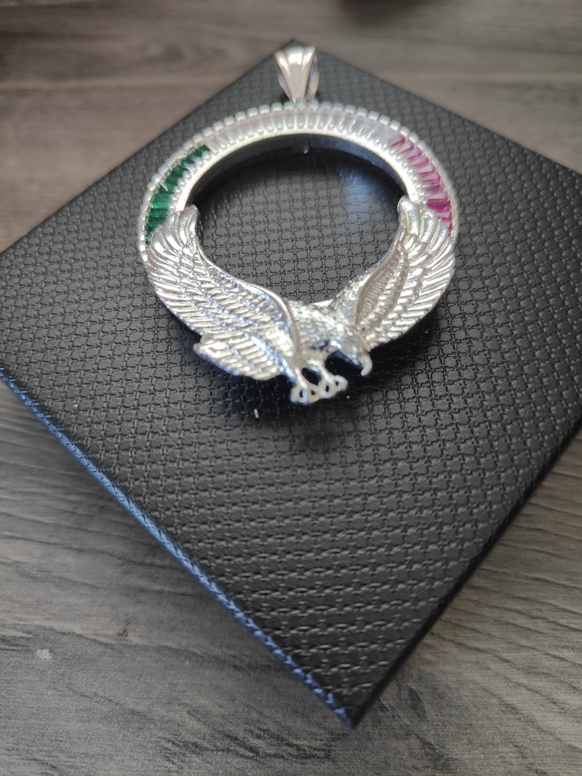 Bisel de Plata 9.25 de Aguila Mexicana Bisel Real Silver 925.
