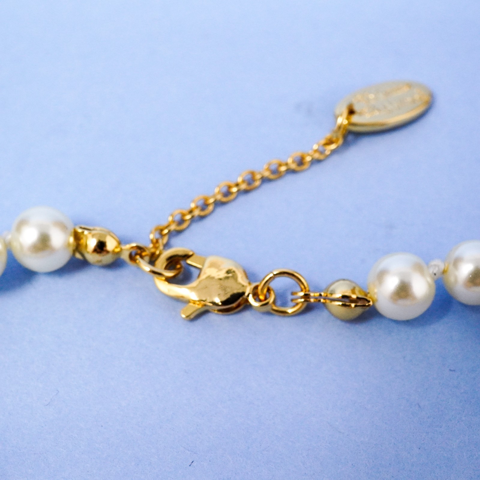 Vivienne Westwood Bracelet Bas Relief Pearl & Gold Orb Charm With Crystals & Box