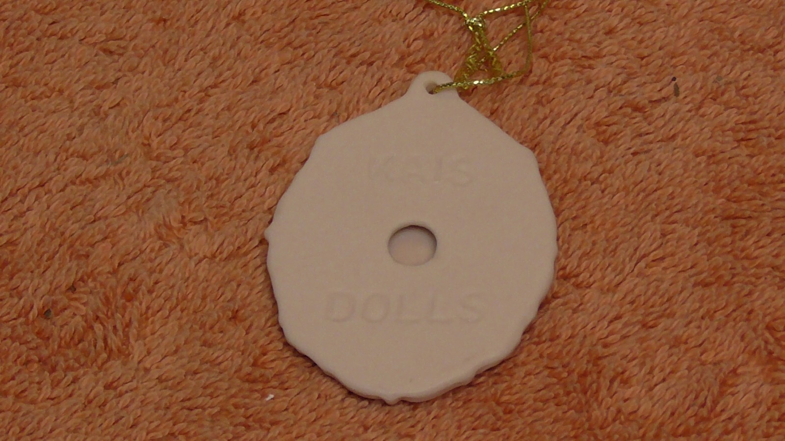 Faux Cameo victorian Pendant no chain bisque