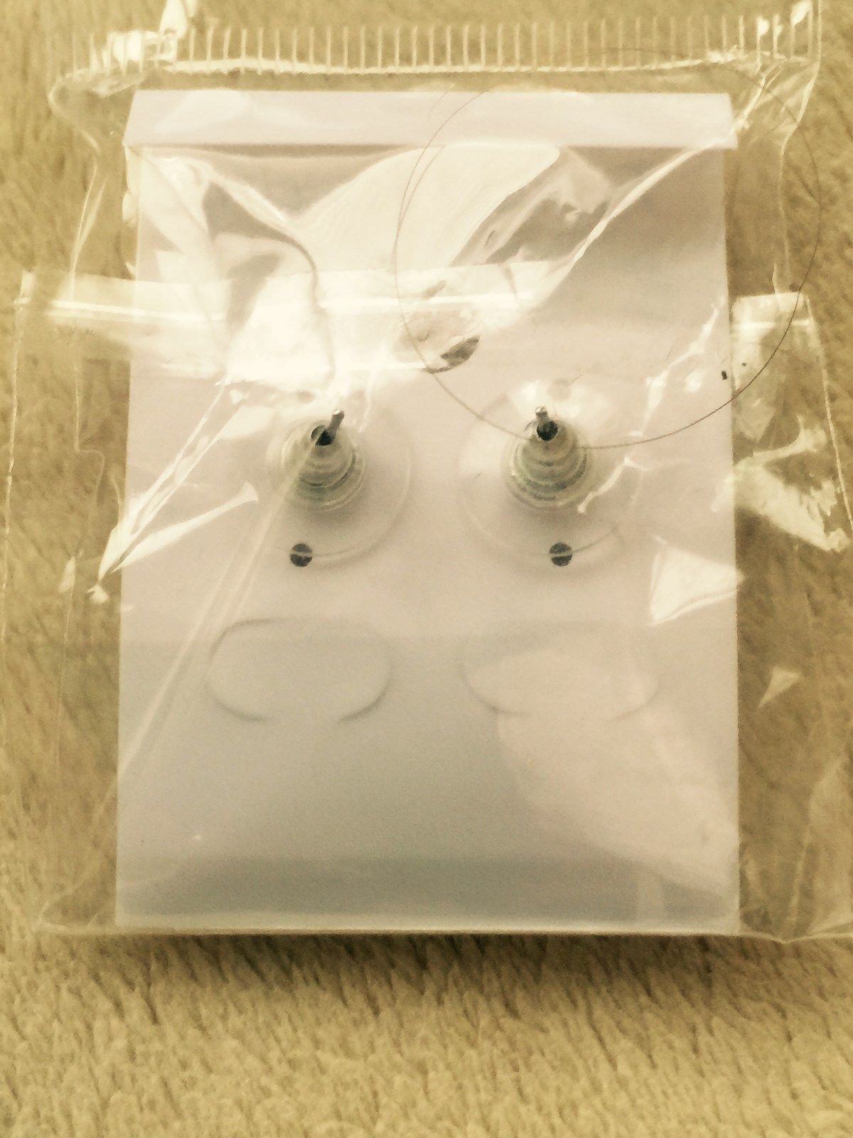 New Silver Plated Clear White Crystal Round Flower Button Style Stud Earrings