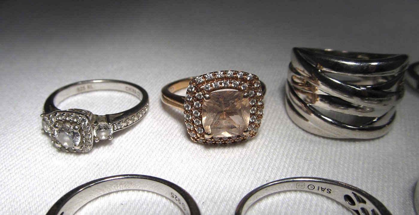 Lot of 13 Rhinestone Fashion Rings All Size 7 C3510