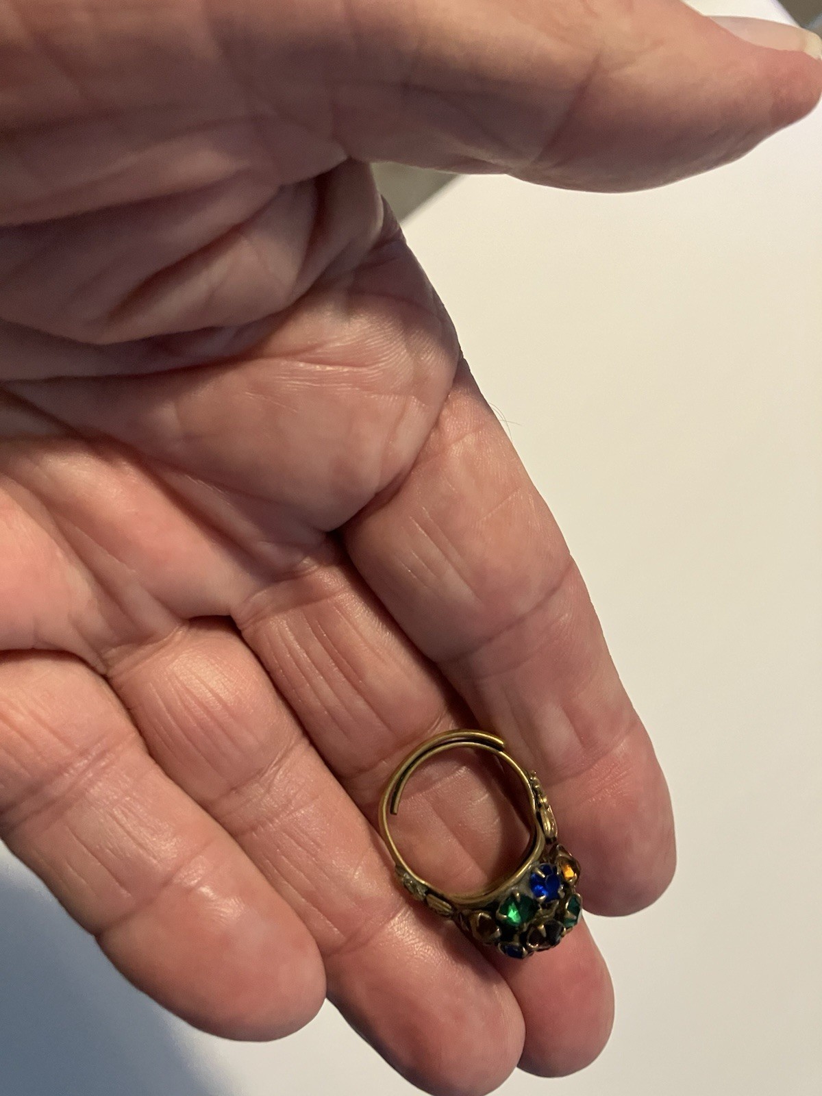 Dome Shaped Red Green Blue Gold Colored Gold Tone Adj Ring Size 6