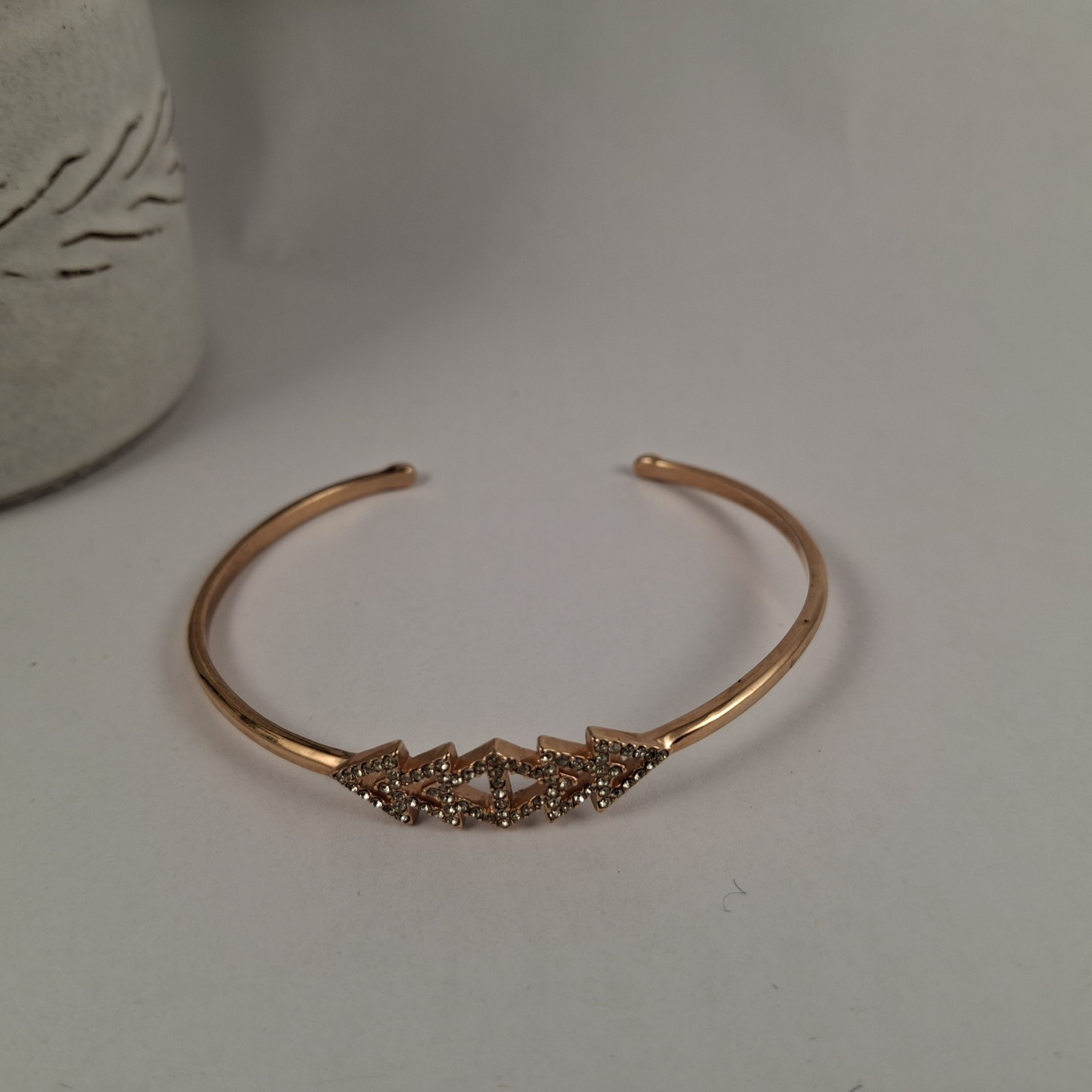 Stella & Dot Rose Gold Tone Crystal Chevron Cuff Bracelet Pave Designer Womens