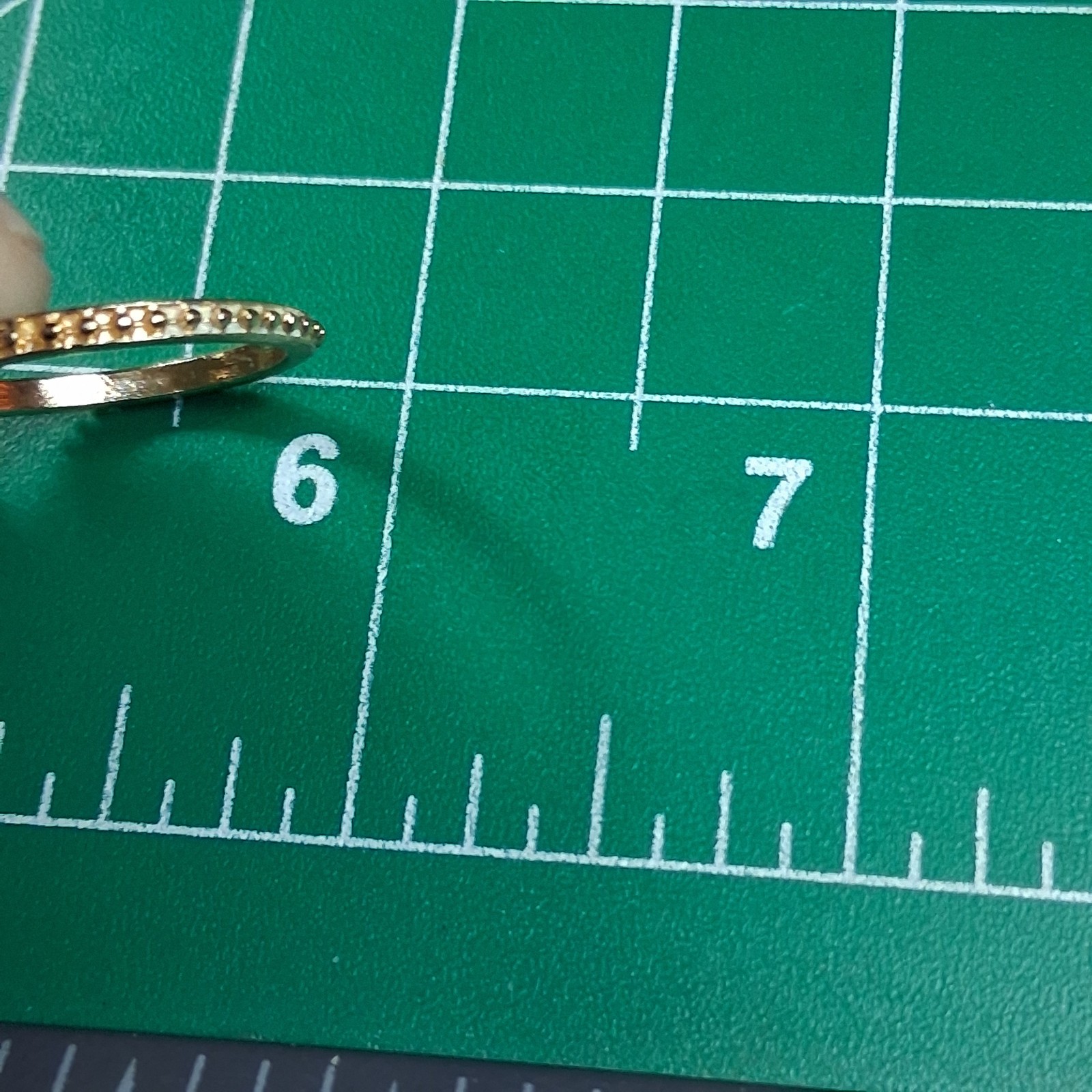 Vintage Gold Tone Beaded Texture Design Band Size 7.5 Ring