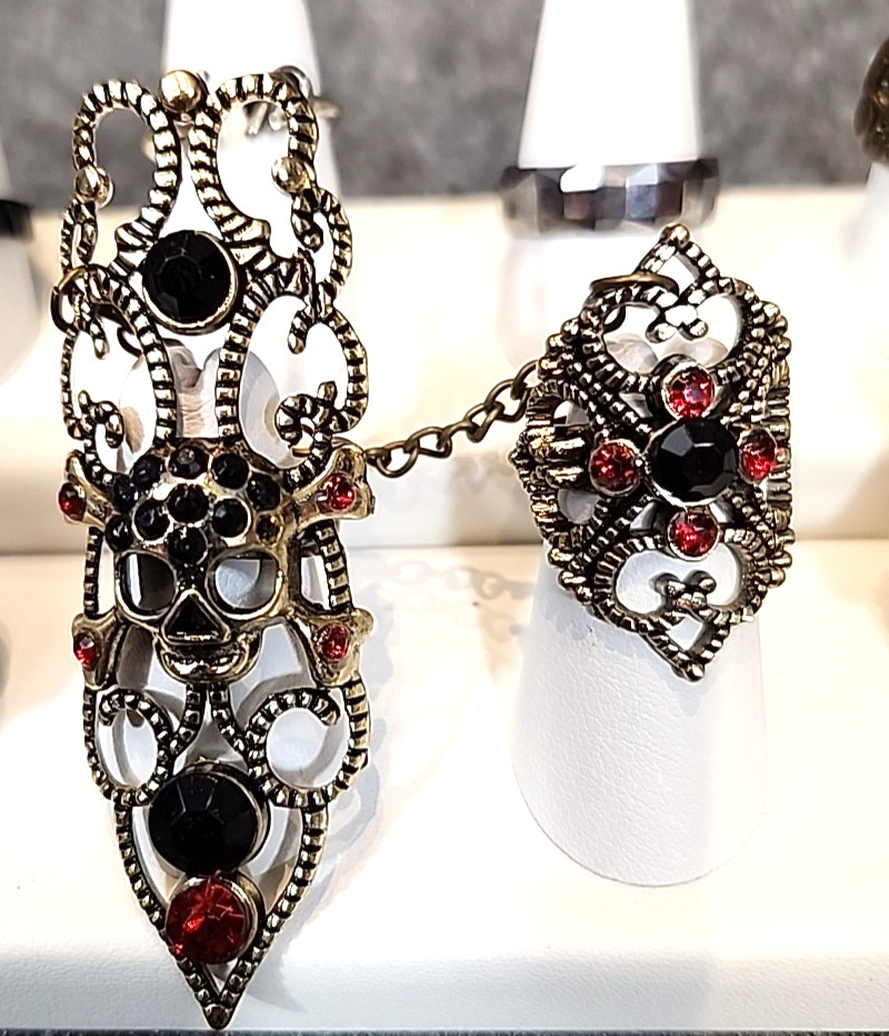 Jewelry 11 Rings Gothic Collection Skull 2 Rings w/Chain See Description #203