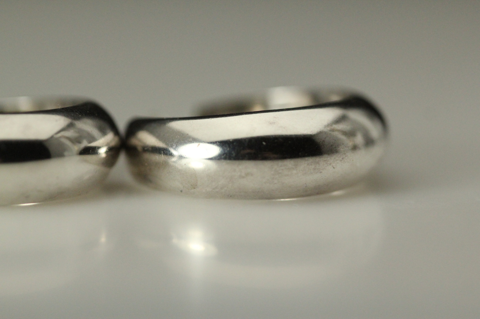Hollow “C” Shaped Hoop Post 925 Sterling Silver Earrings 10.3 grams (EAR5708)