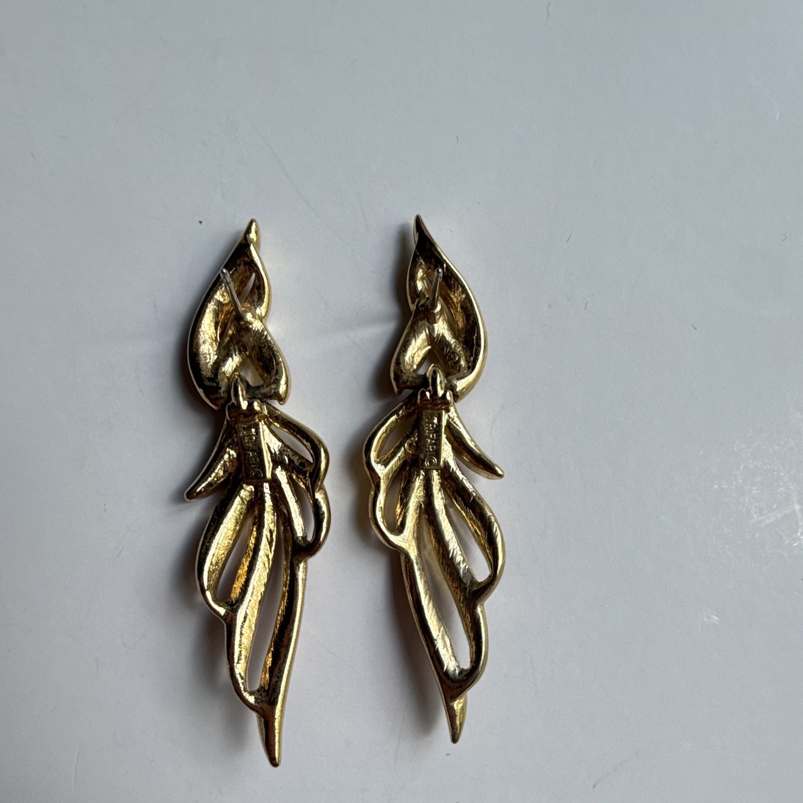 Vintage Crown Trifari Signed Leaf Dangle Stud Earrings Red Enamel & Gold Tone