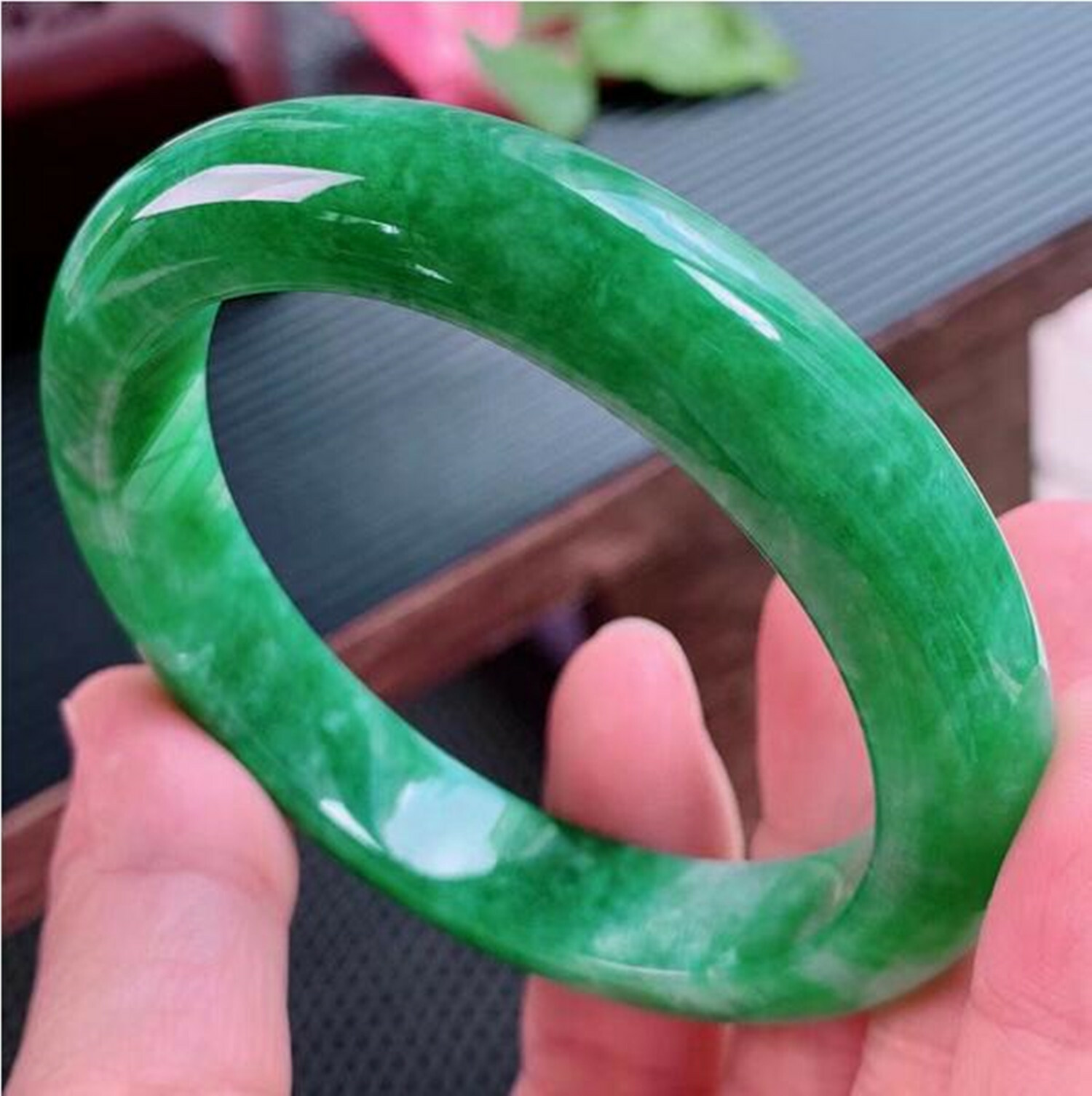 100% Natural Green Jade Gemstone Bangle Bracelet 54-60mm Jewelry AAAAA++