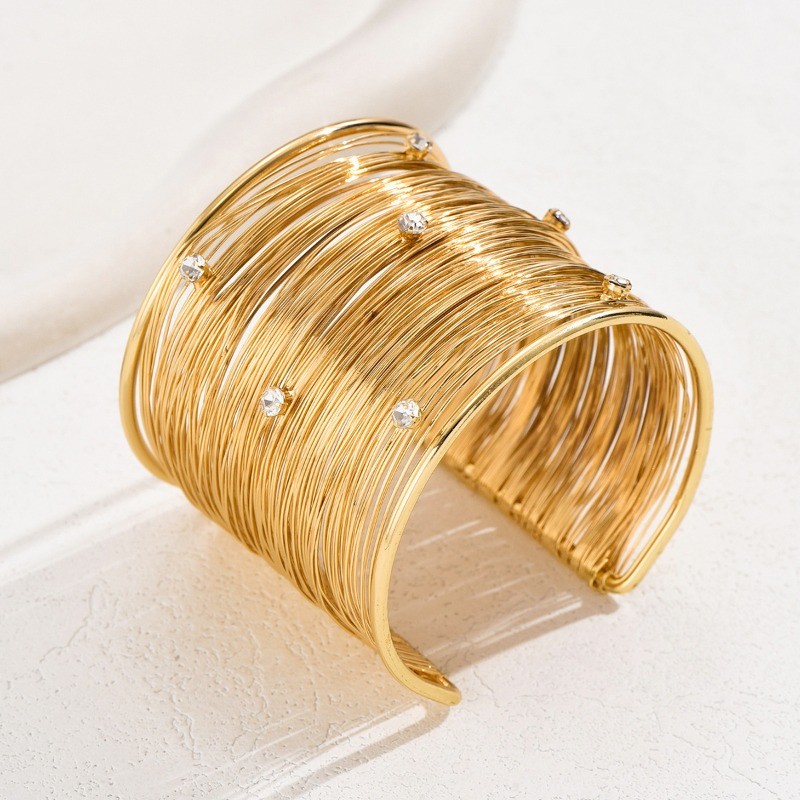 Women’s Golden Open-End Wide Bangle Zinc Alloy Zircon Embellishment Bracelet