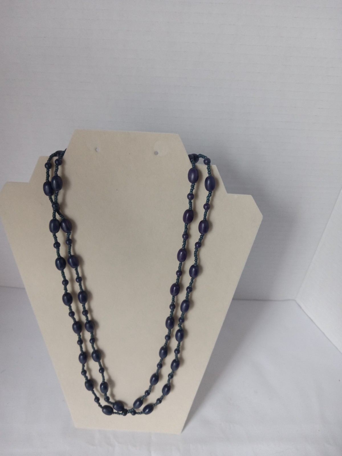 3pc Endless Beaded Neclace Lot Burgundy Blue, and Green.24″ slip on Lightweight