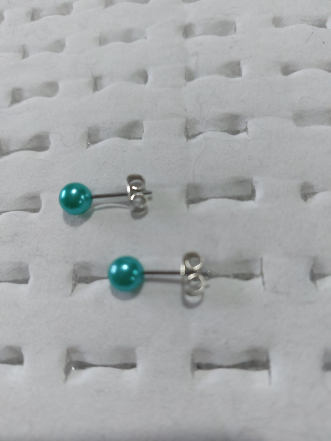 Blue/green Ball Stud Earrings 5mm (D84) New