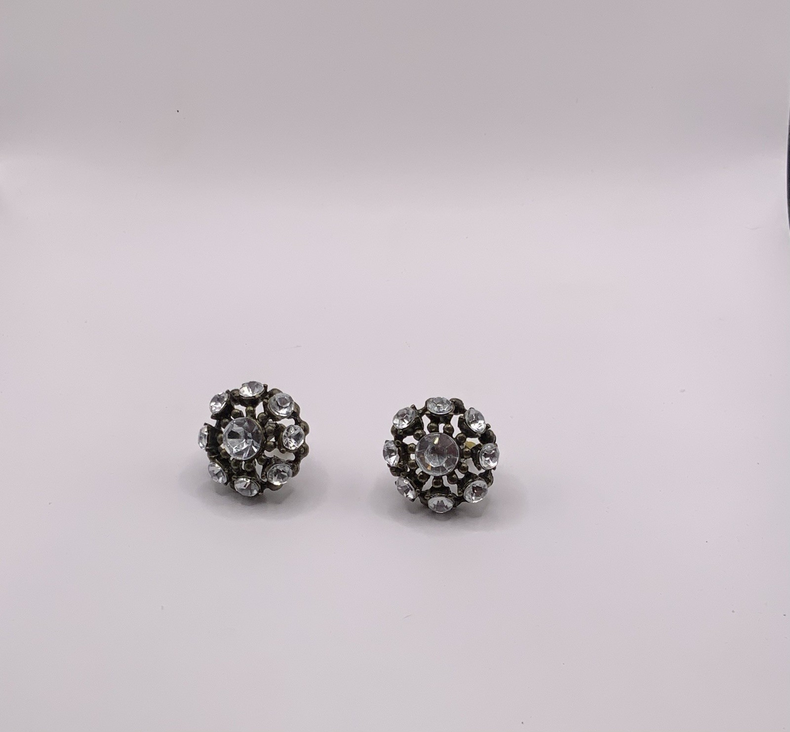 Antique Paste Rhinestone Flower Cluster Stud Earrings Screw Back🥰