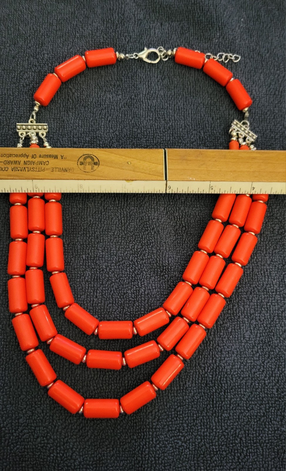 Red Acrylic Bead Necklace Tripple Strand Bib 18″ + 2.5 ” Extender